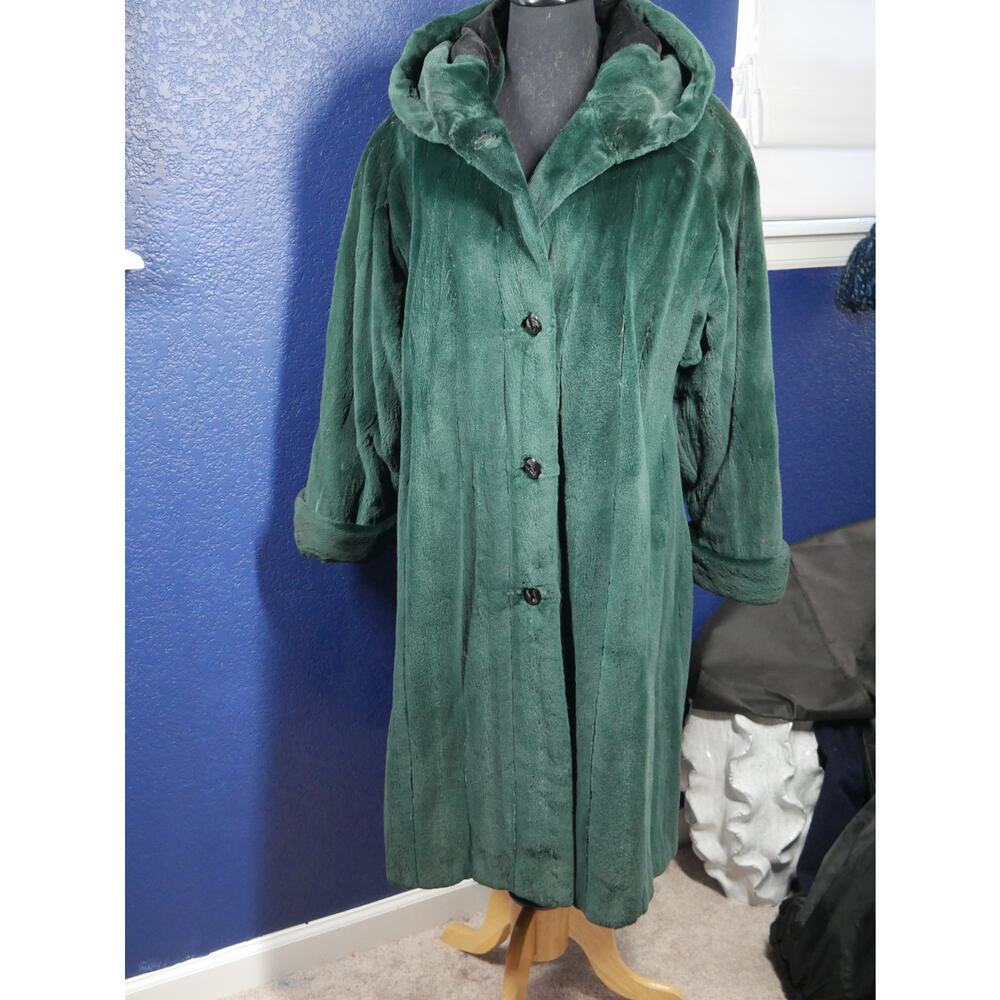 Stunning Emerald Green Sheared Mink Hooded Fur Coat Jacket 7/8ths length